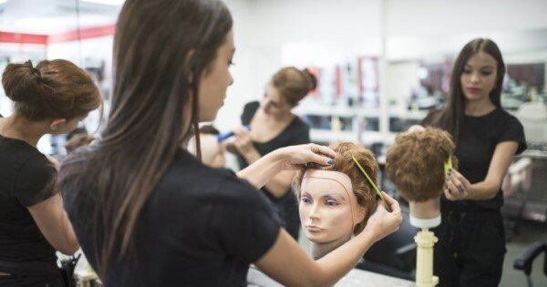 best Universities for cosmetology