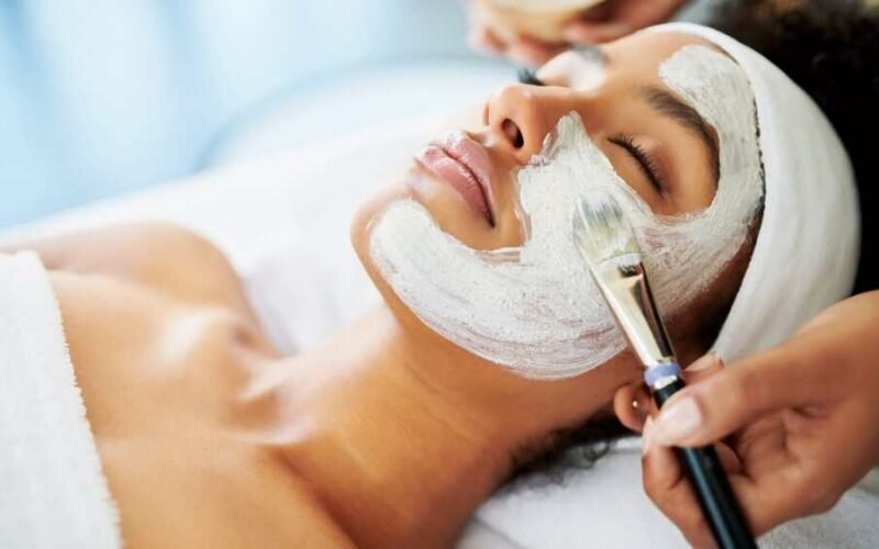 Best Esthetician Schools in Chicago